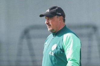 Rafa Benítez en el último entrenamiento del Celta