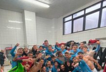 Celebración en el vestuario del Celta Fortuna